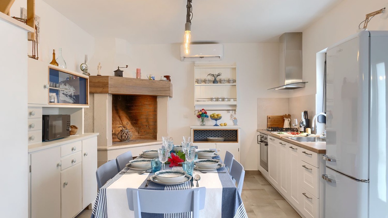 Photo of Kitchen in Mali Vareski