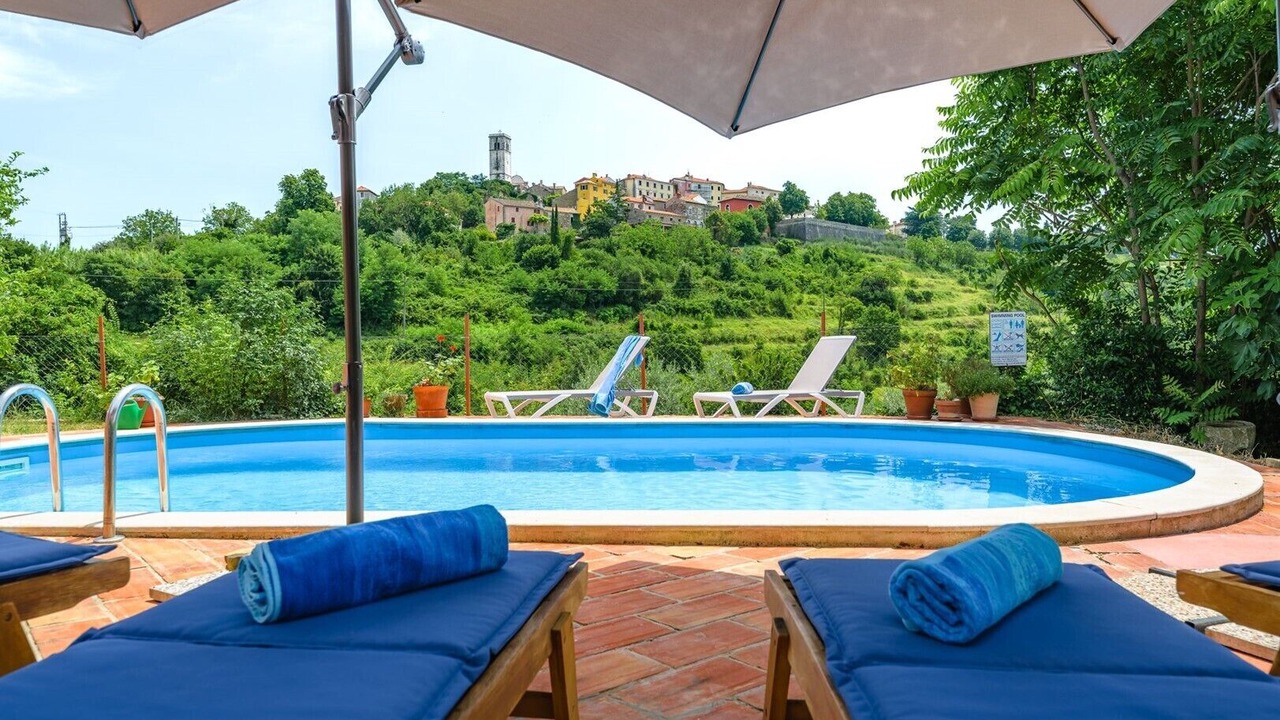 Photo of Outdoor in Oprtalj