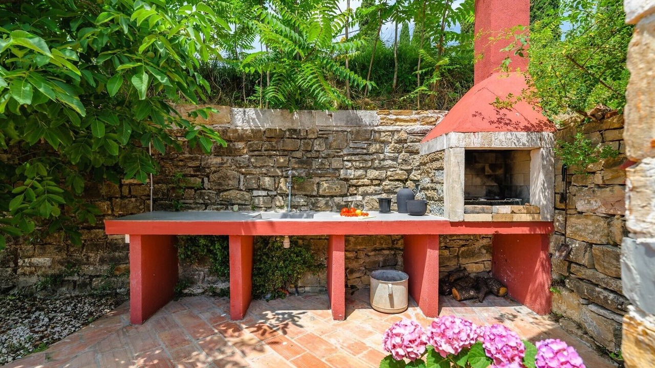 Photo of Patio Balcony in Oprtalj