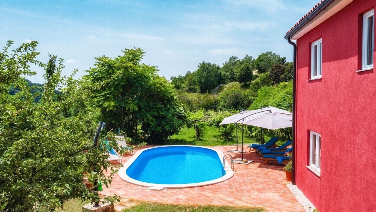 Photo of Outdoor in Oprtalj
