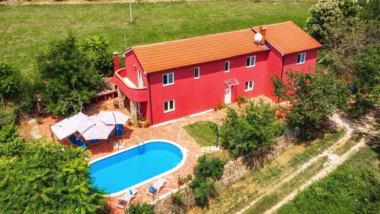 Photo of Outdoor in Oprtalj