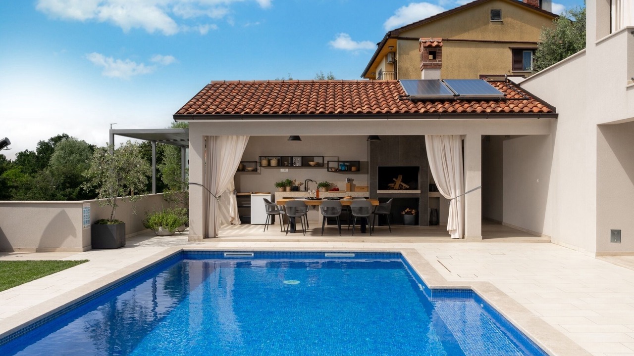 Photo of Outdoor in Lindar
