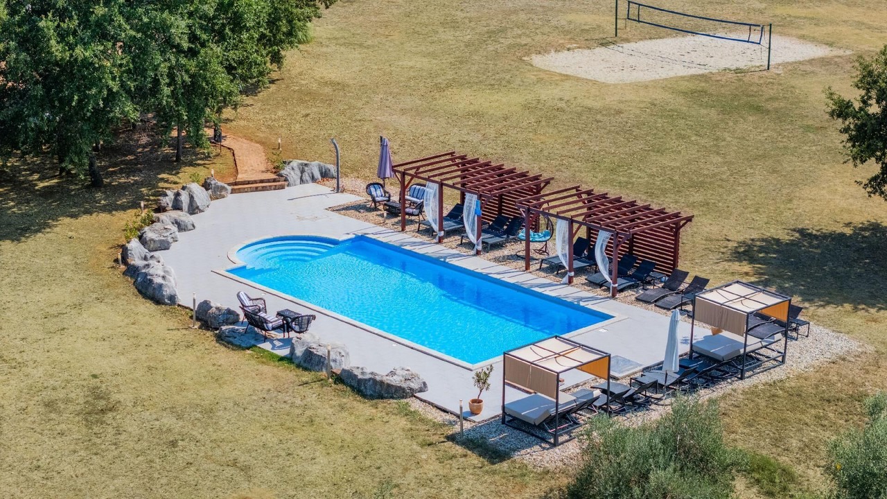 Photo of Outdoor in Divsici