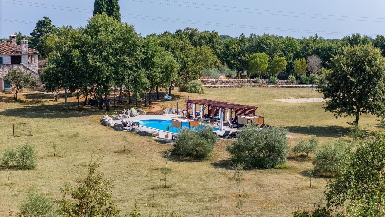 Photo of Outdoor in Divsici