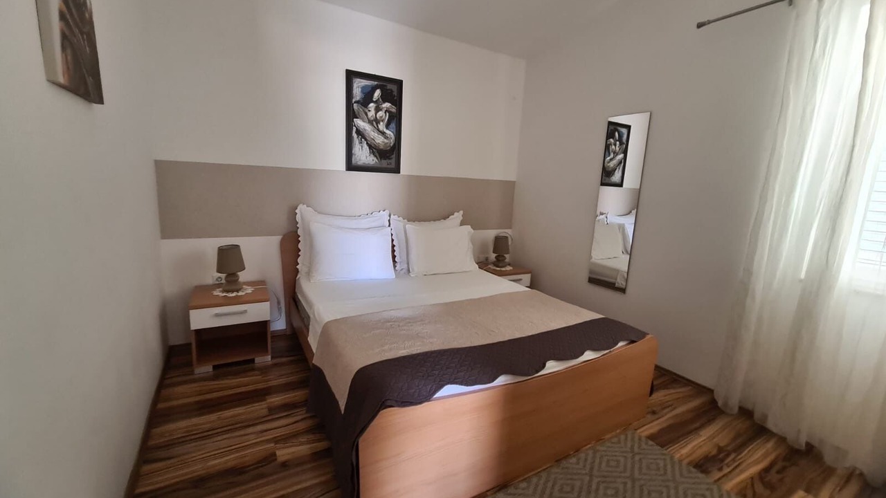 Photo of Bedroom in Metajna
