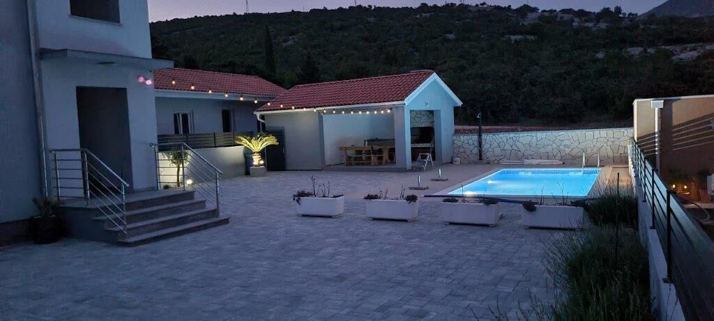Photo of Outdoor in Povile