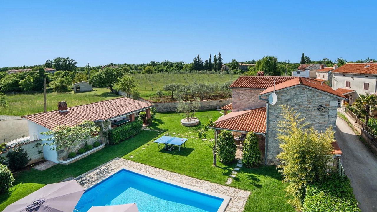 Photo of Outdoor in Divsici