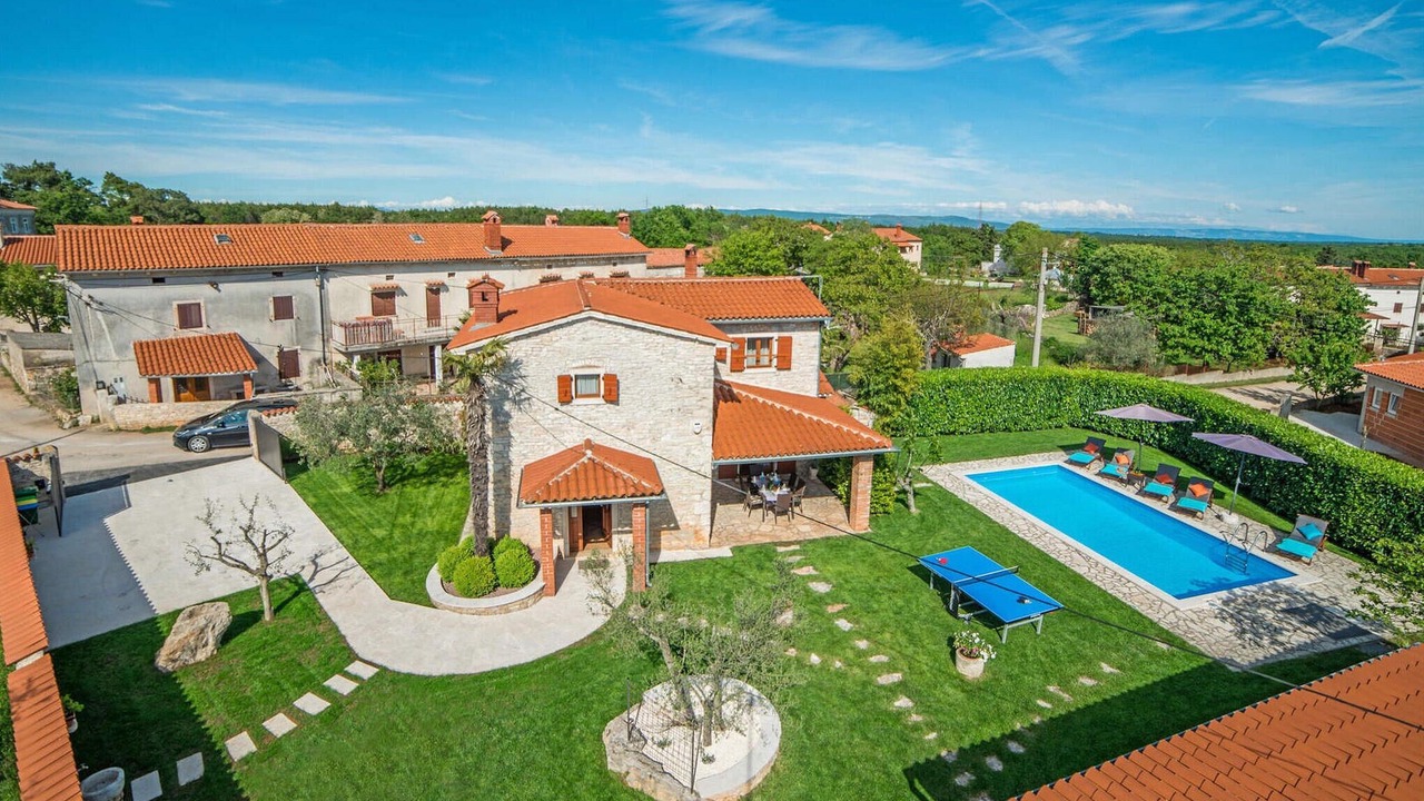 Photo of Outdoor in Divsici