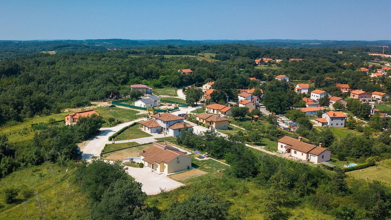 Photo of Others in Pazin