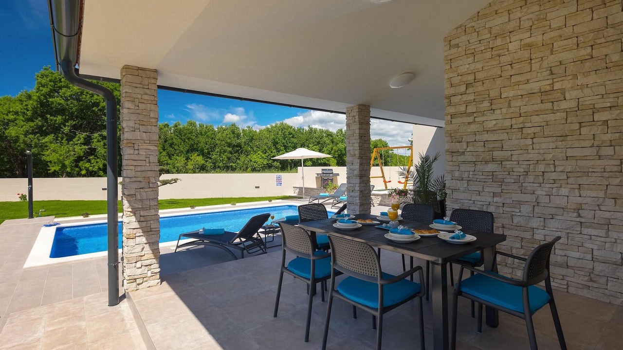 Photo of Outdoor in Belavici