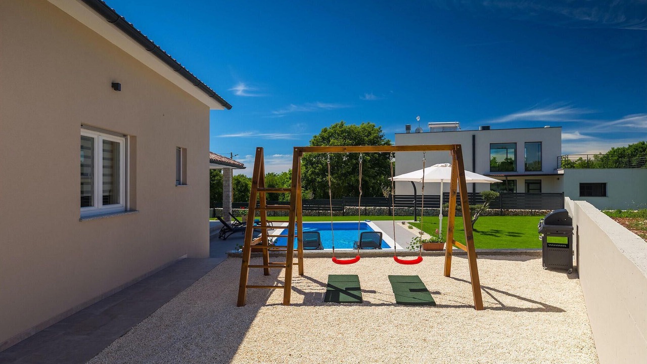 Photo of Outdoor in Belavici