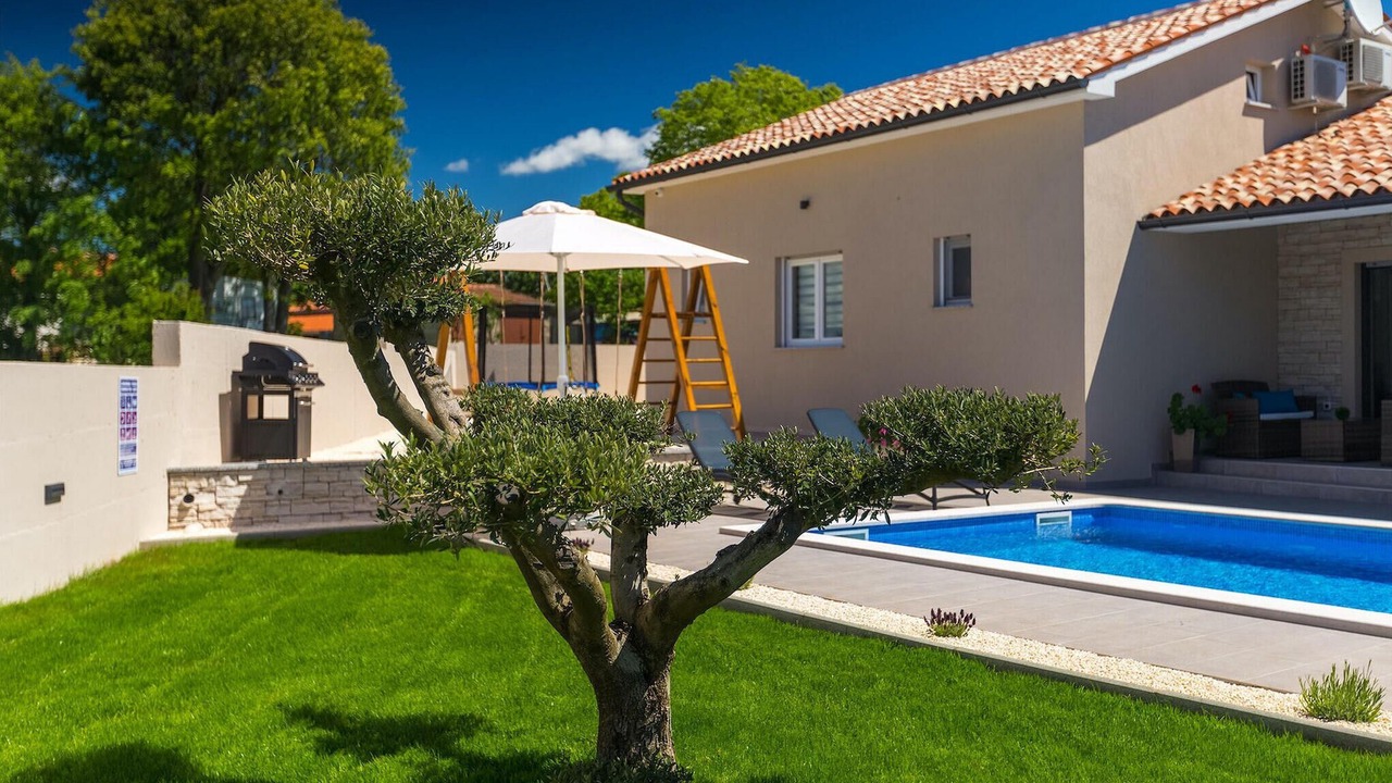 Photo of Outdoor in Belavici