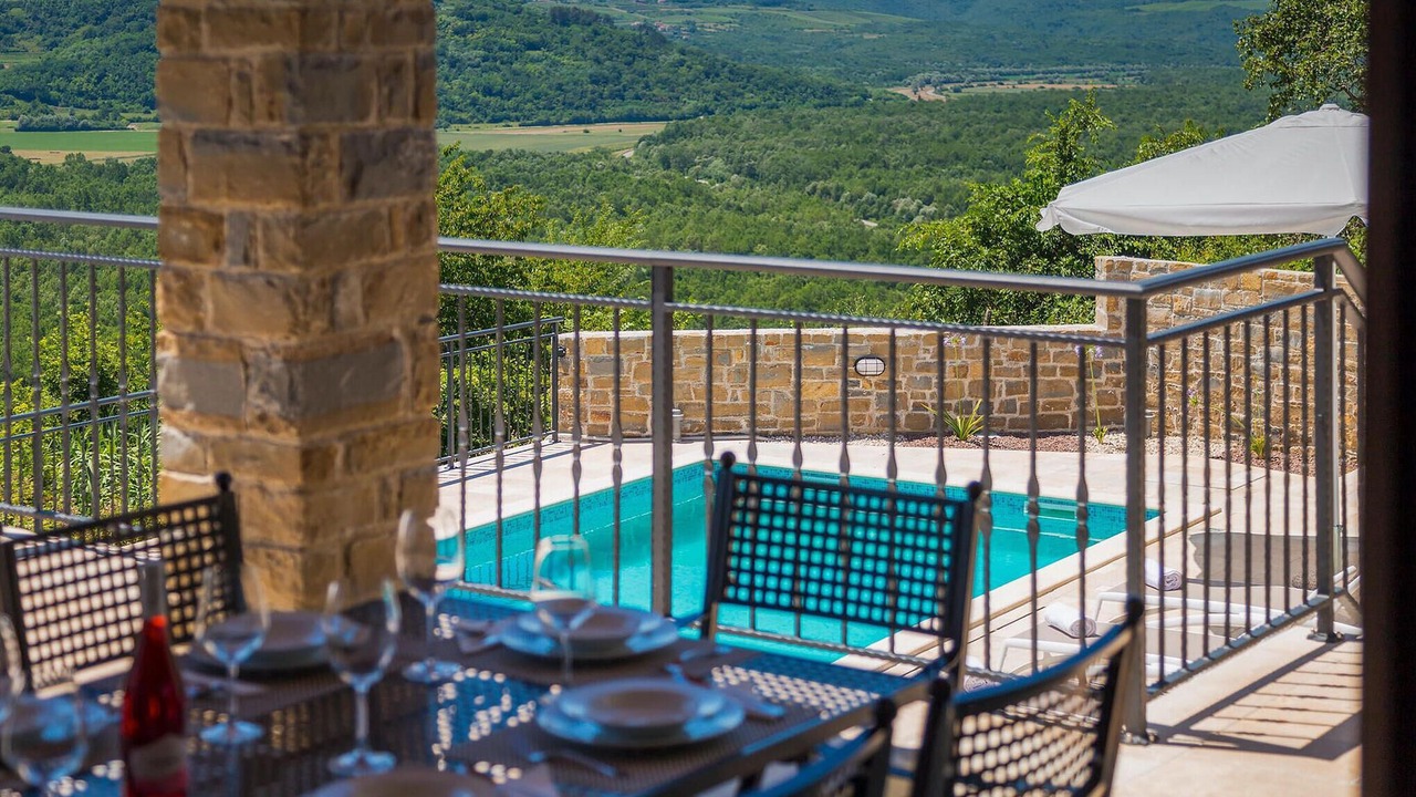 Photo of Outdoor in Bartolici