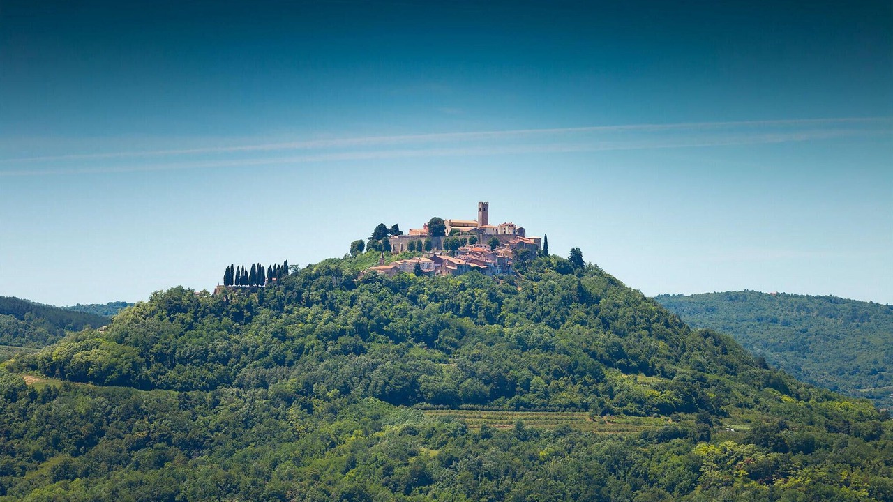 Photo of Others in Bartolici