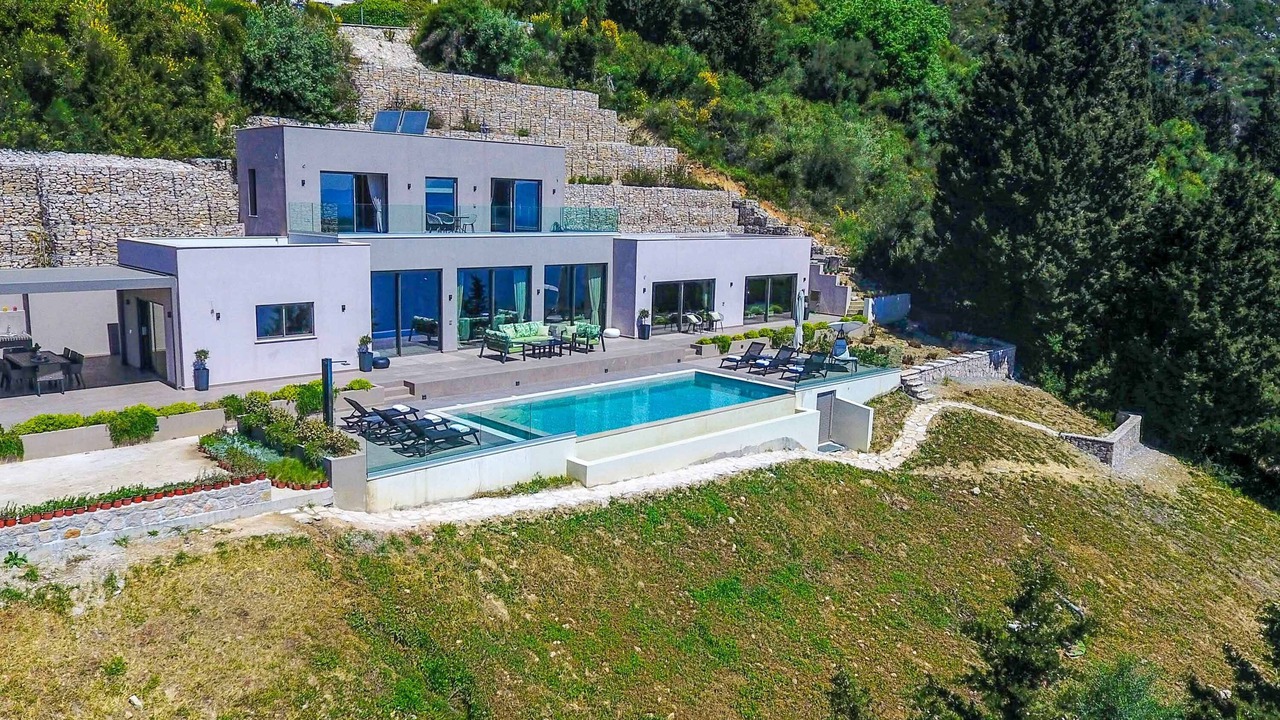 Photo of Outdoor in Perigiali