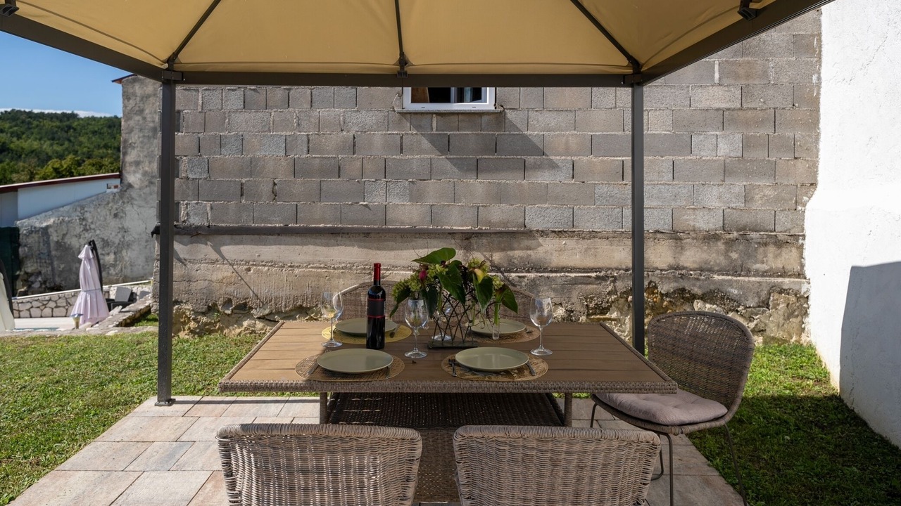 Photo of Outdoor in Ciritez