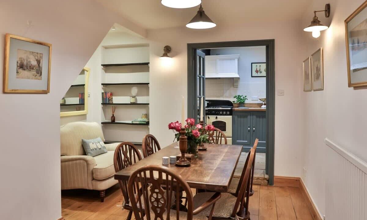 Photo of Bedroom in Tetbury
