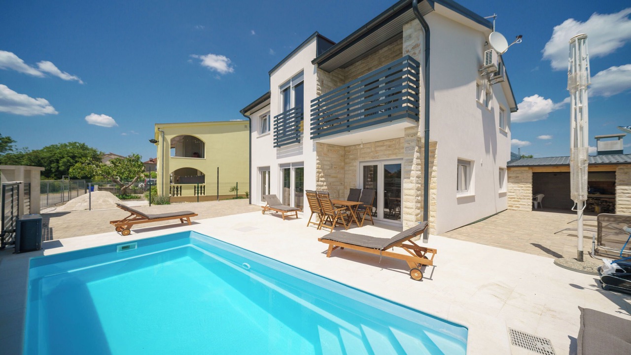 Photo of Outdoor in Drage