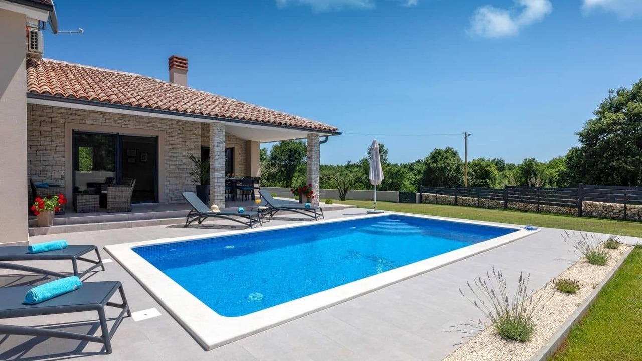 Photo of Outdoor in Belavici