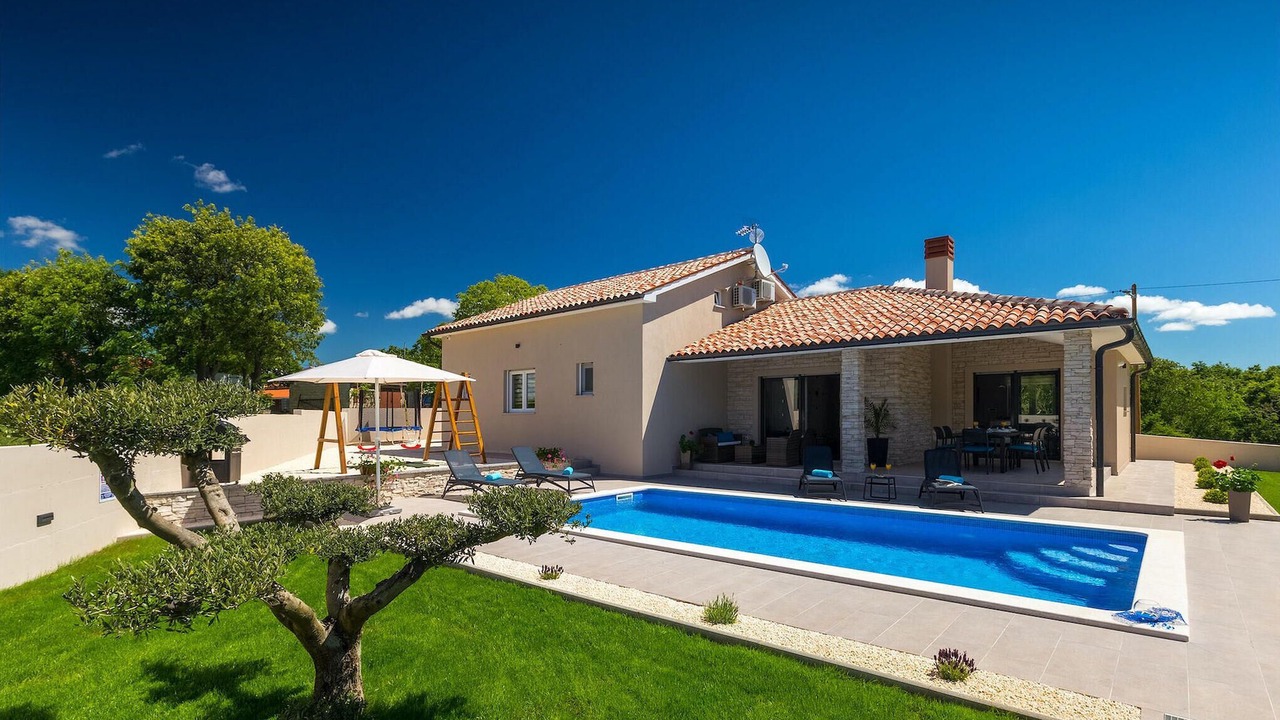 Photo of Outdoor in Belavici