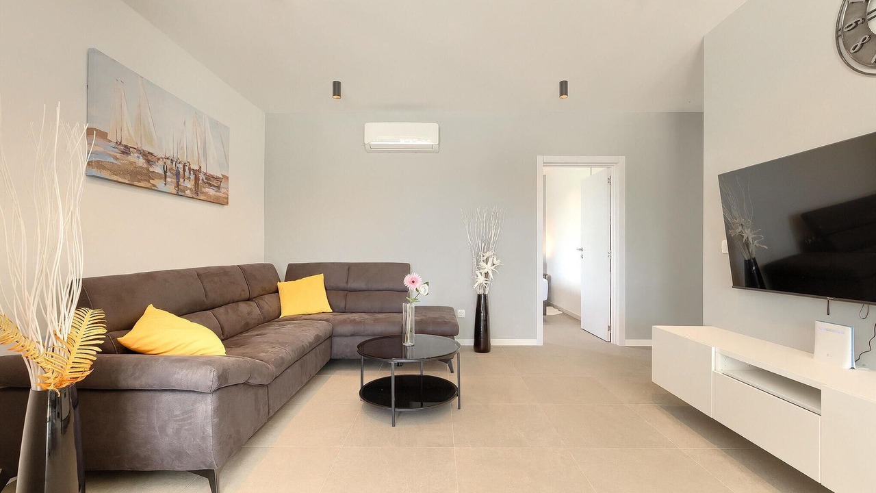 Photo of Bedroom in Brgod