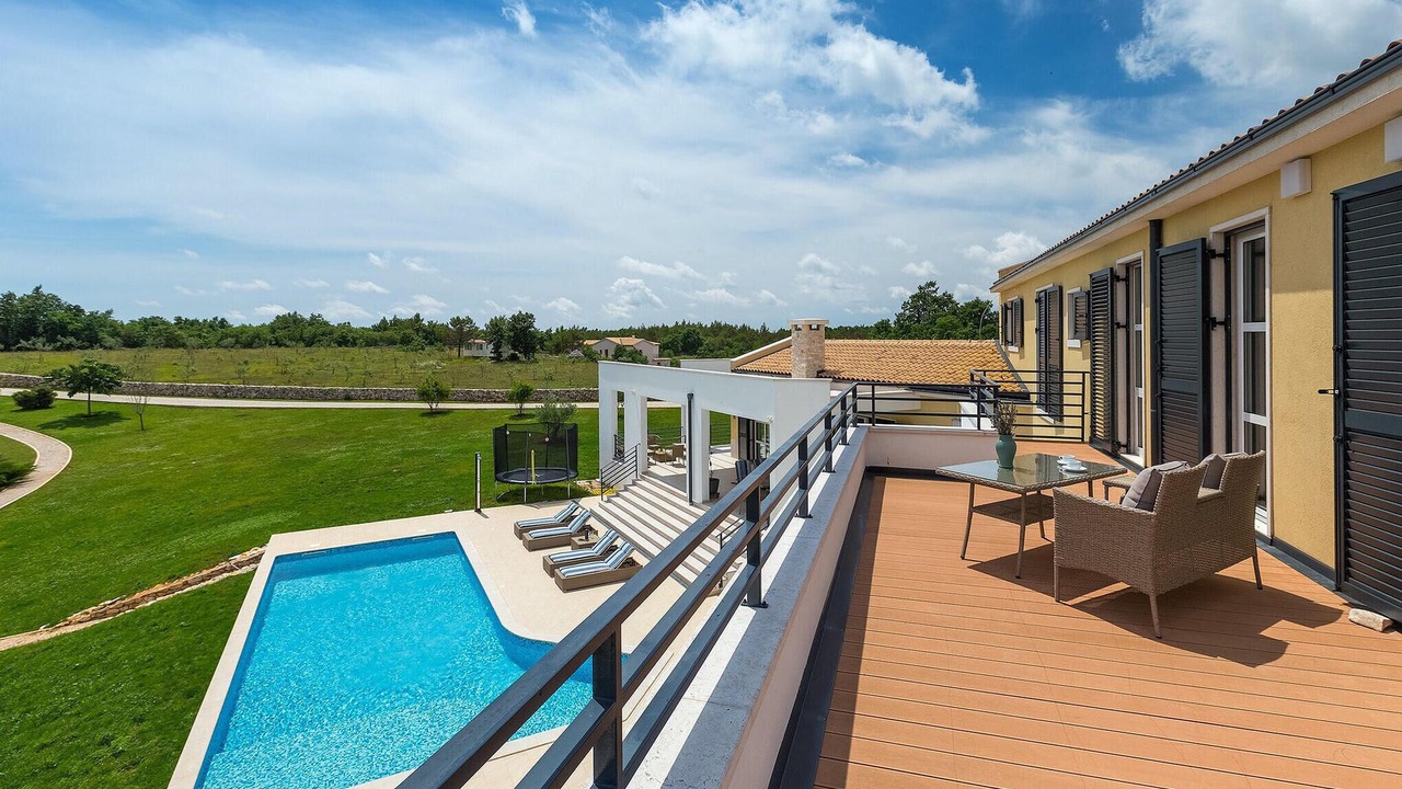 Photo of Outdoor in Divsici