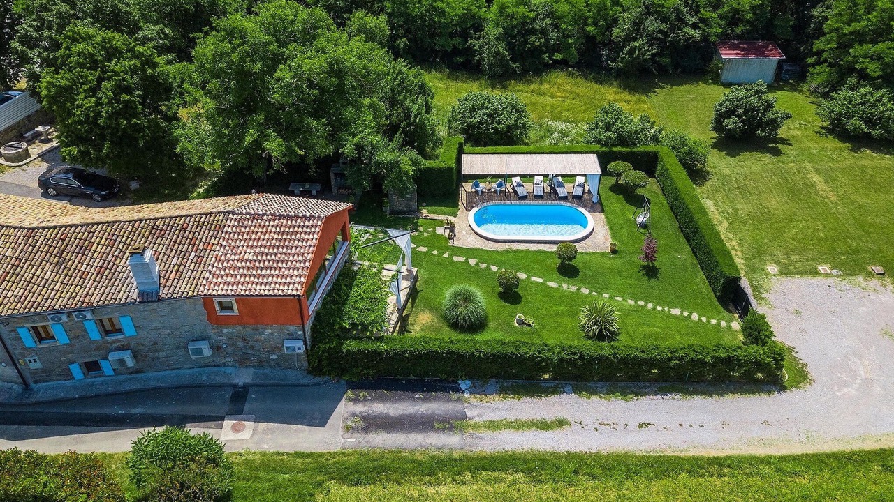 Photo of Outdoor in Buzet