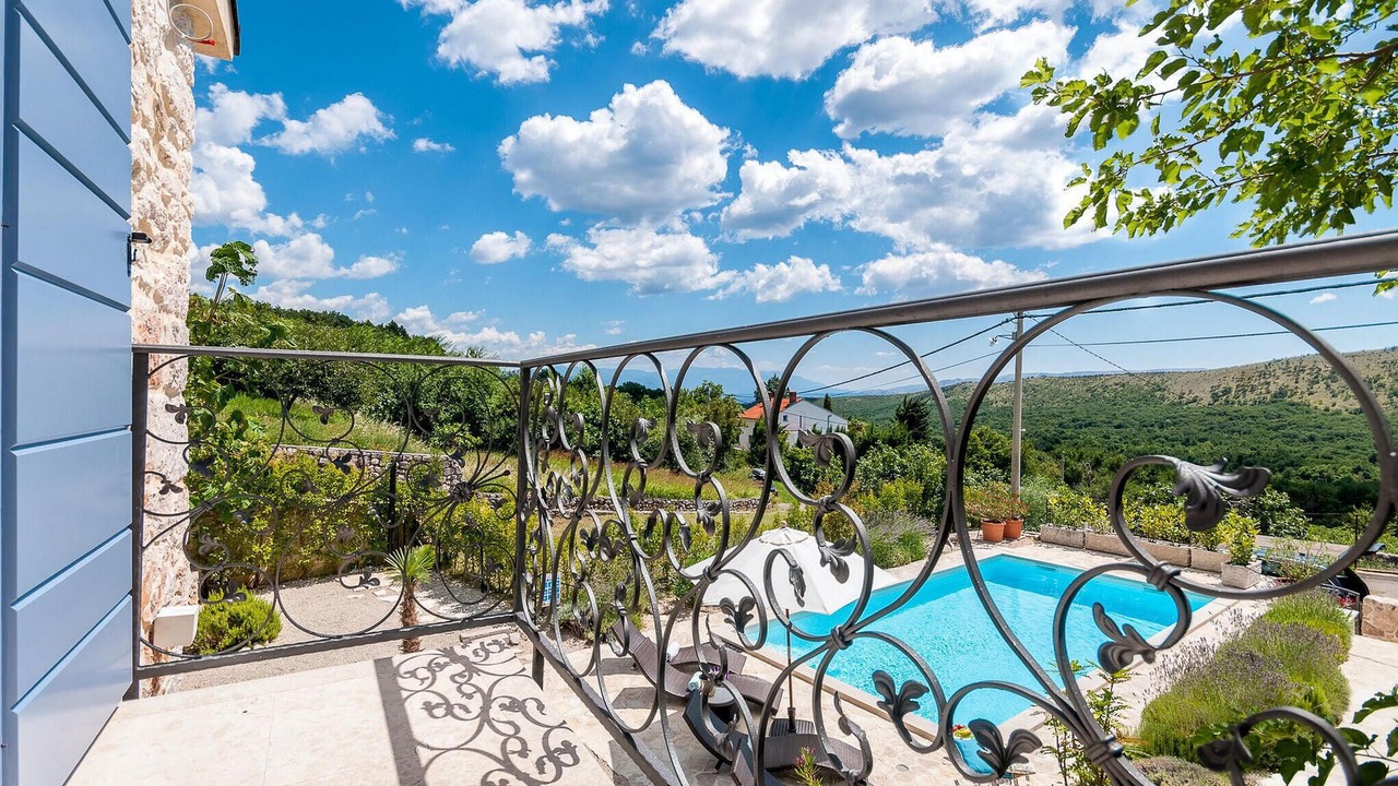 Photo of Outdoor in Bribir