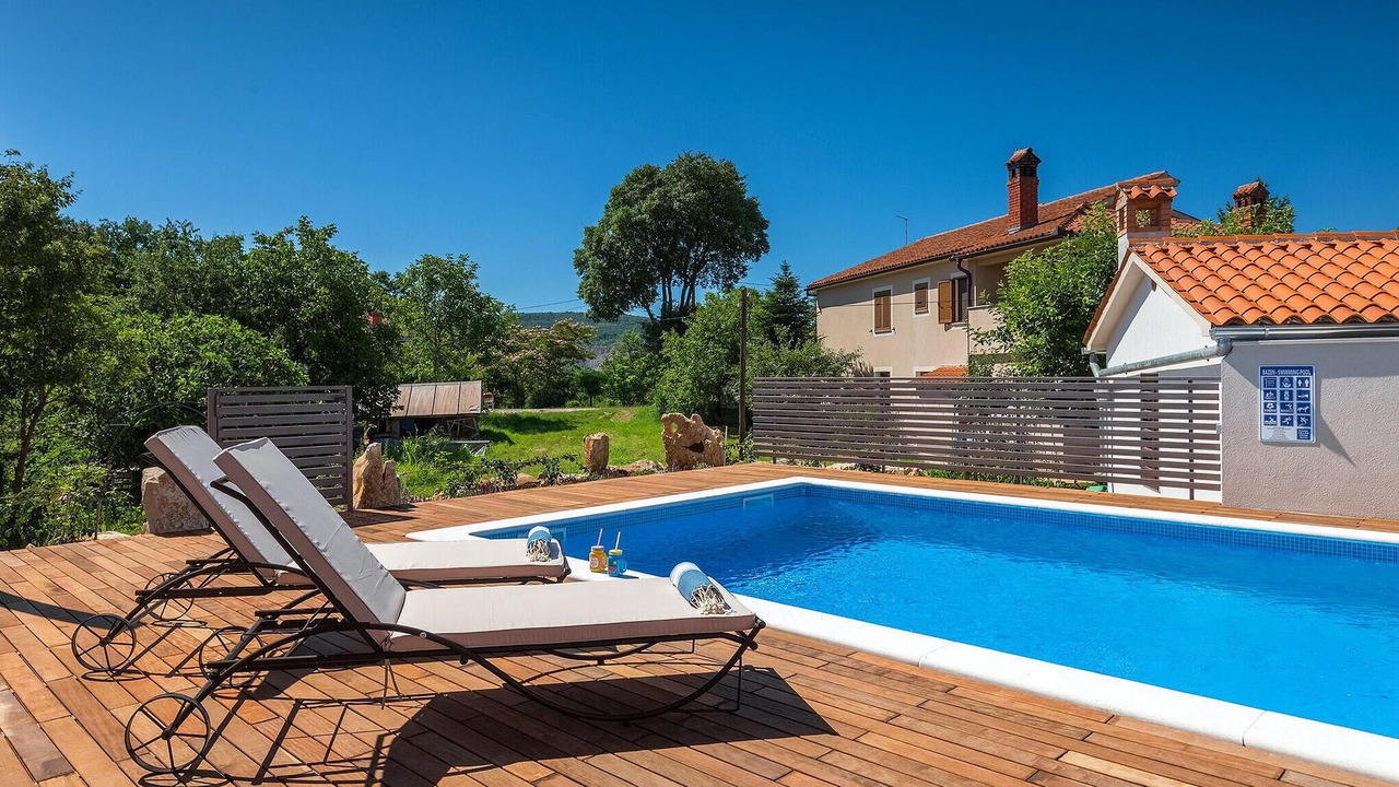 Photo of Outdoor in Pican