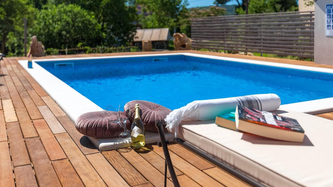 Photo of Outdoor in Pican