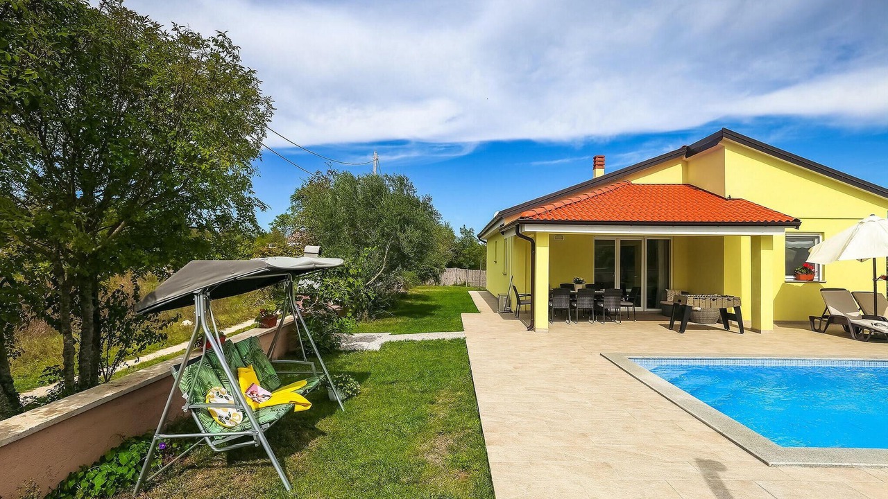 Photo of Outdoor in Filipana