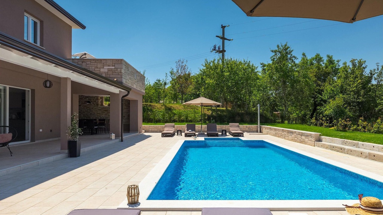 Photo of Outdoor in Pazin
