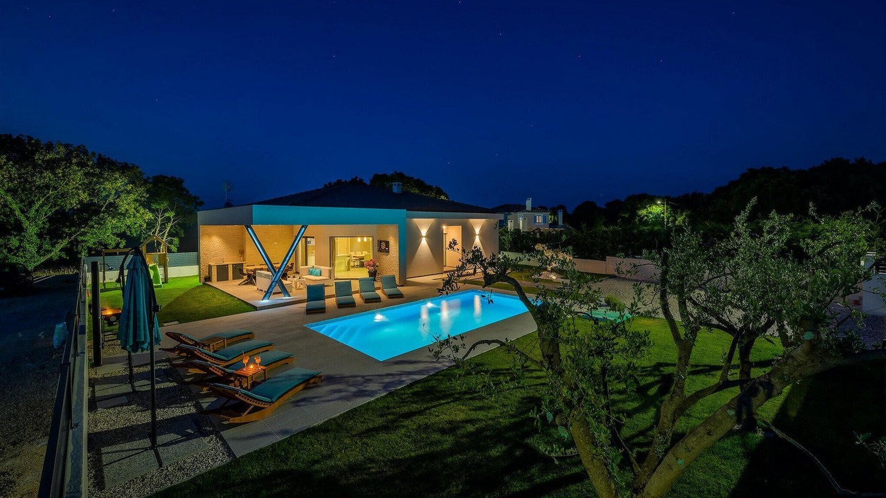 Photo of Outdoor in Mali Vareski