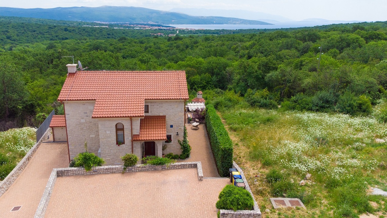 Photo of Outdoor in Salatic