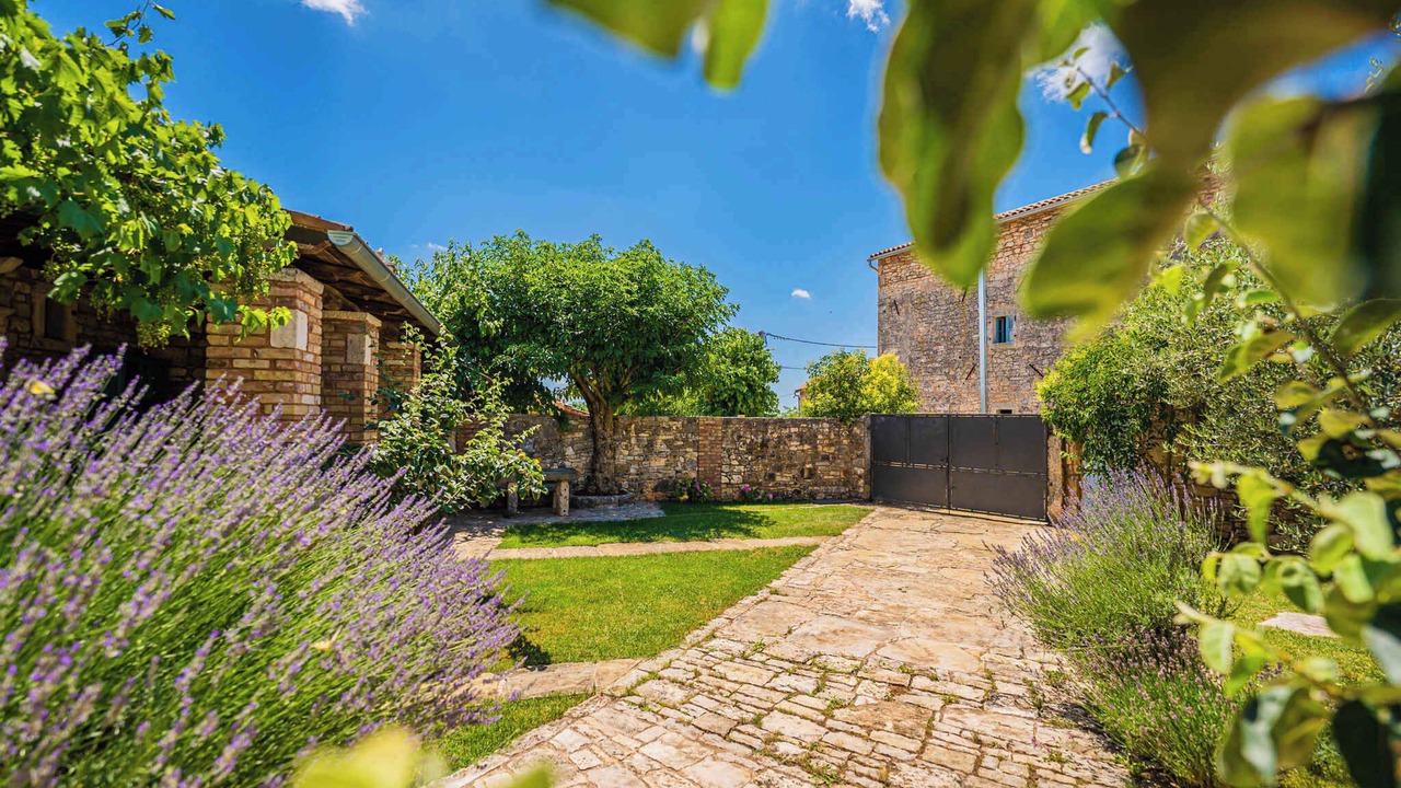 Photo of Outdoor in Grandici