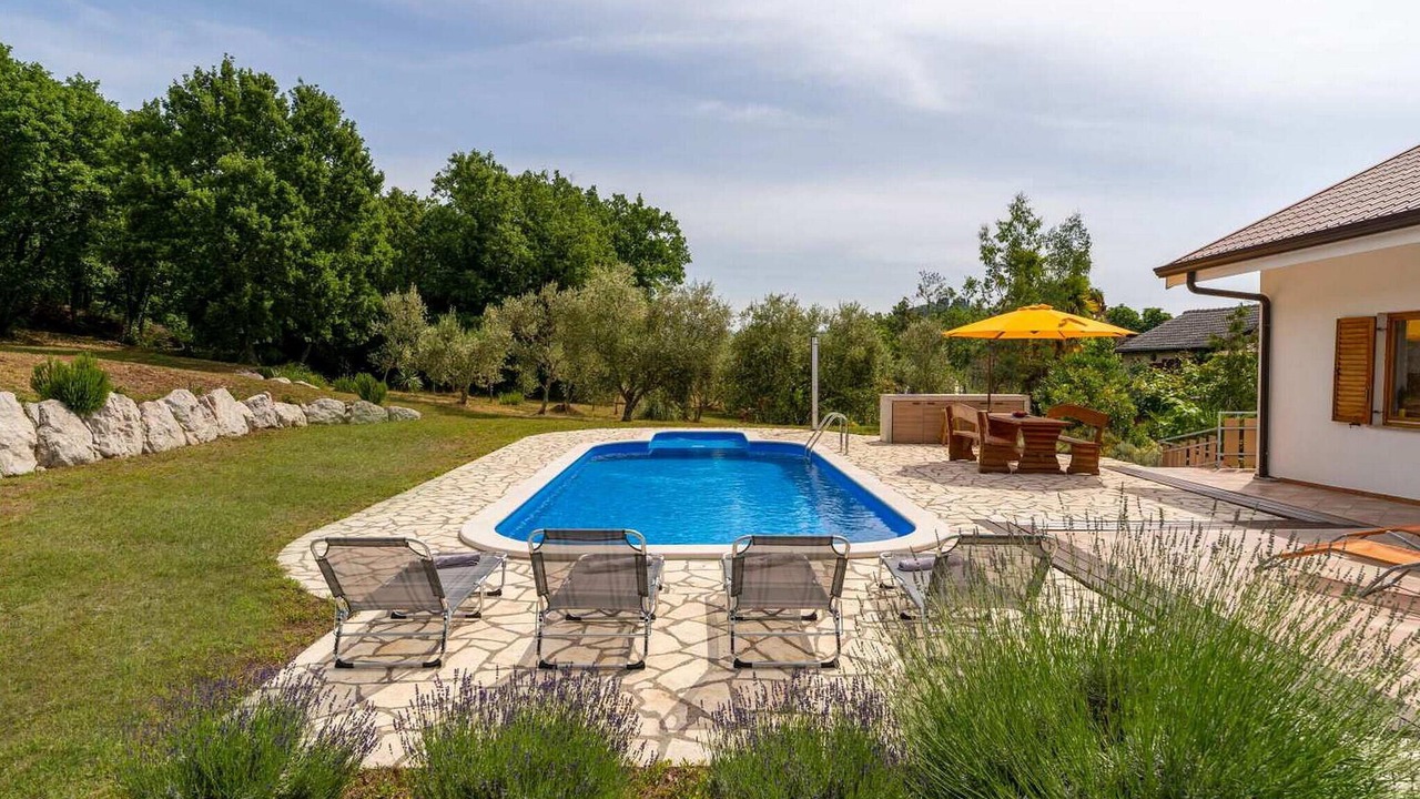 Photo of Outdoor in Buzet