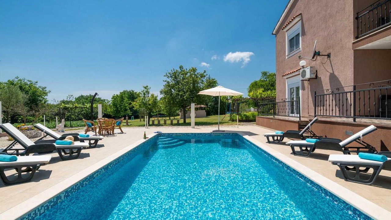 Photo of Outdoor in Belavici