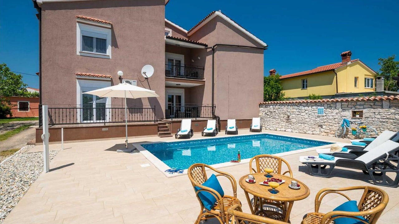Photo of Outdoor in Belavici