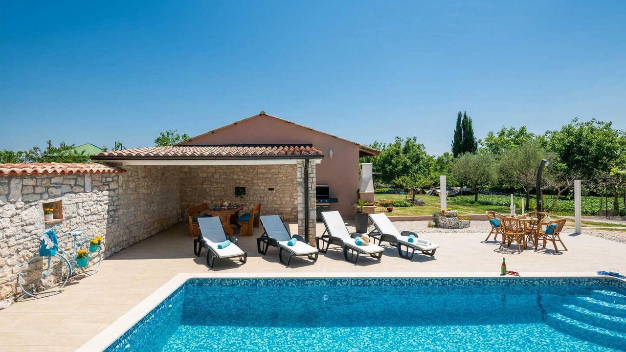Photo of Outdoor in Belavici