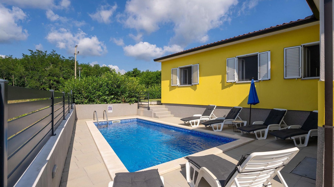 Photo of Outdoor in Becici