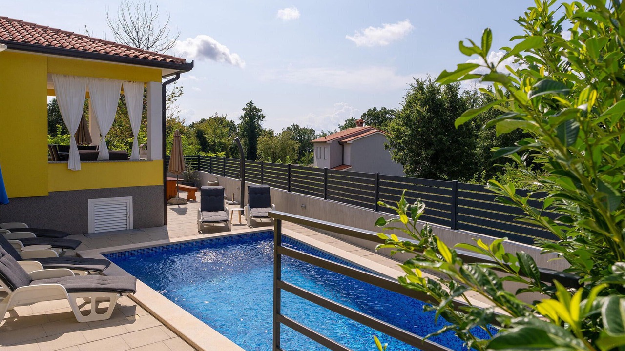 Photo of Outdoor in Becici