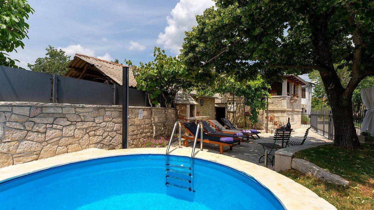 Photo of Outdoor in Buzet