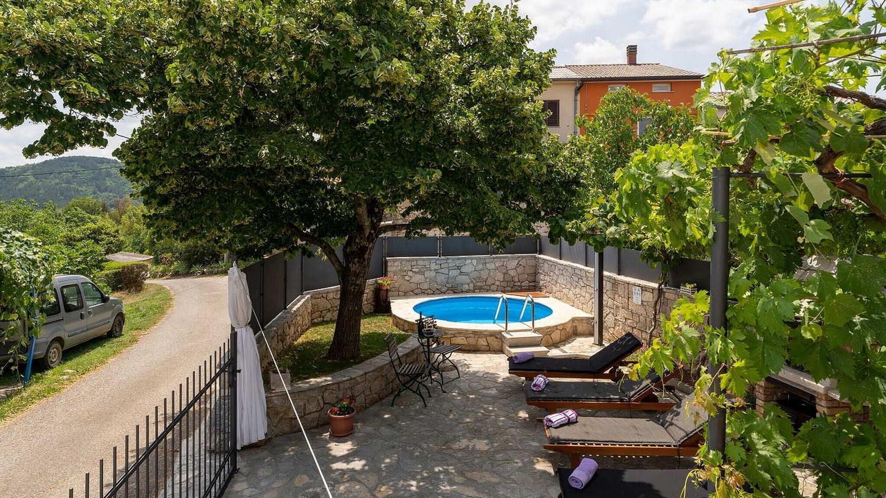 Photo of Outdoor in Buzet