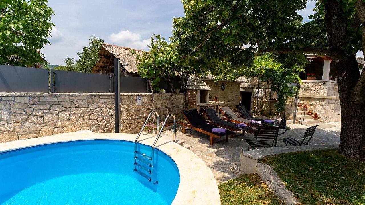 Photo of Outdoor in Buzet