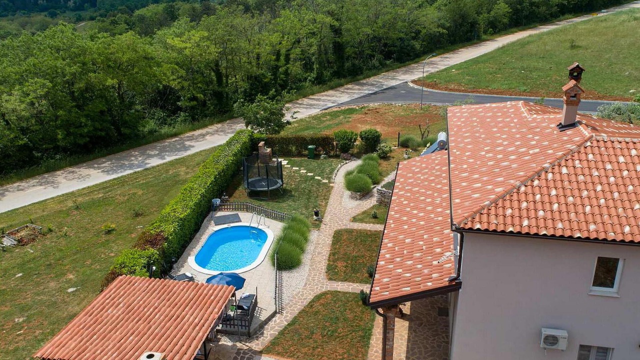 Photo of Outdoor in Oprtalj