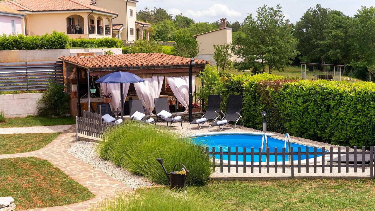 Photo of Outdoor in Oprtalj