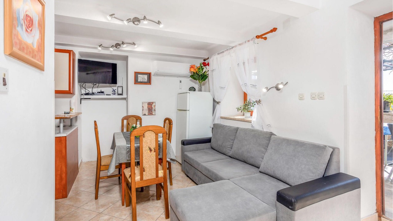 Photo of Bedroom in Smrika
