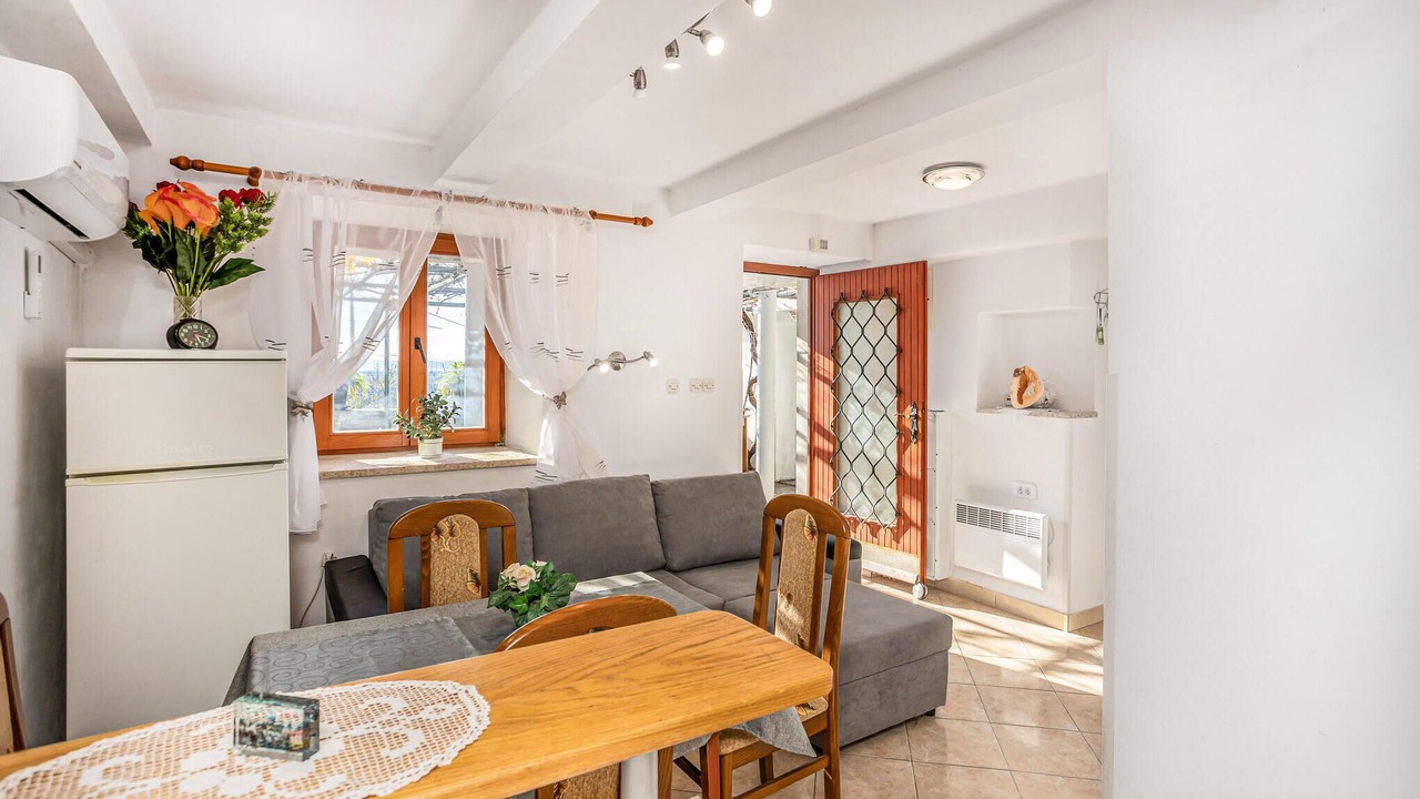 Photo of Bedroom in Smrika