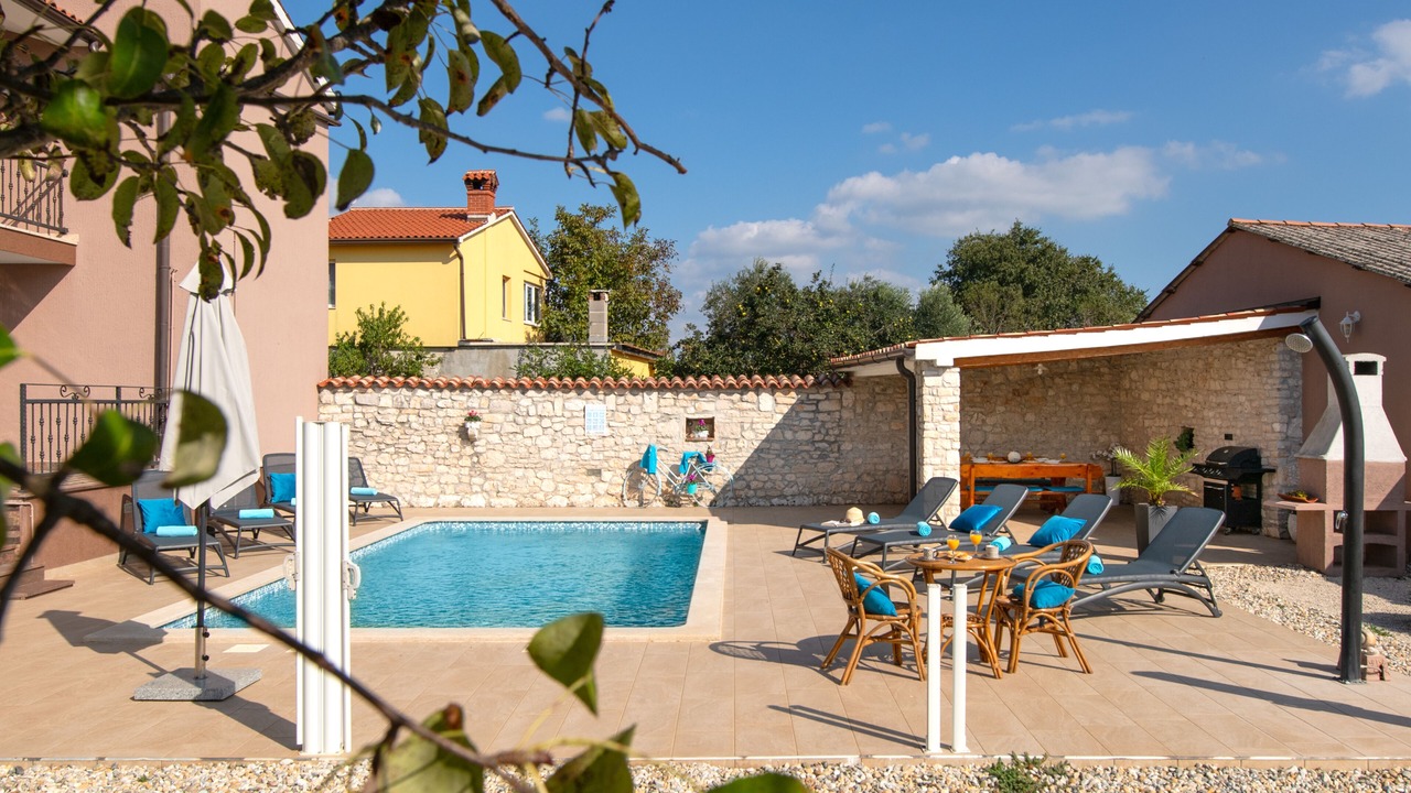 Photo of Outdoor in Belavici