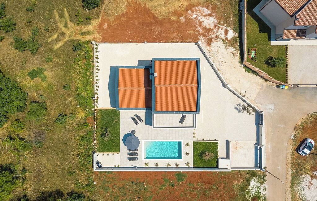 Photo of Outdoor in Loborika